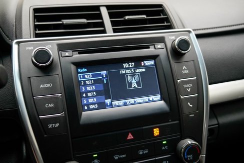 Used 2016 Toyota Camry SE image 10
