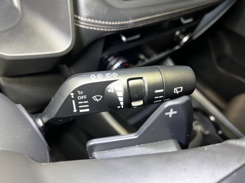 Used 2024 Nissan Rogue SV image 26