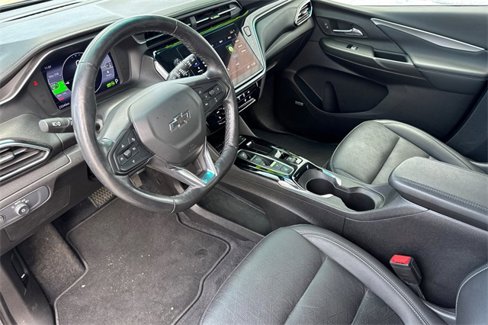 Used 2022 Chevrolet Bolt LT w/ Infotainment Package image 9