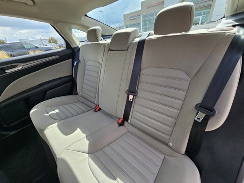 Used 2017 Ford Fusion S image 12