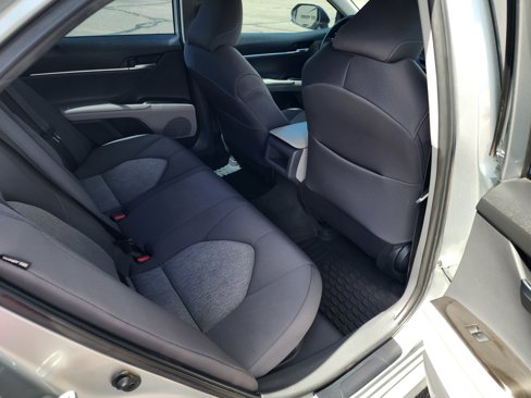 Used 2023 Toyota Camry LE image 13