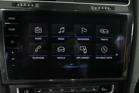 Certified 2019 Volkswagen e-Golf SEL Premium image 5