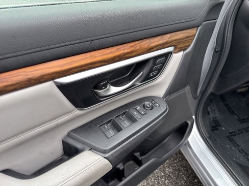 Used 2017 Honda CR-V Touring image 23