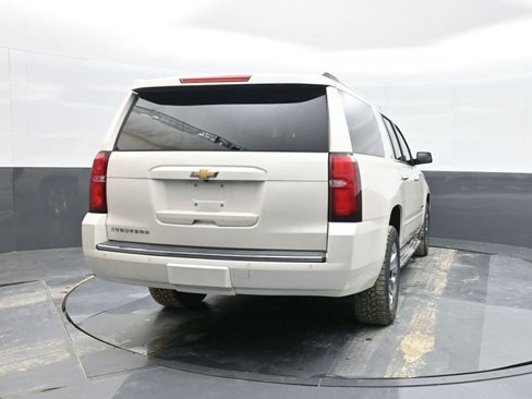 Used 2015 Chevrolet Suburban LTZ image 8