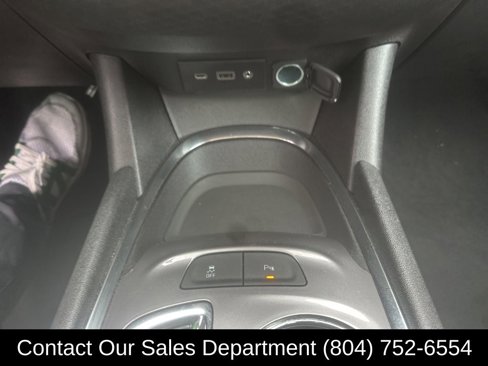 Used 2024 Chevrolet Malibu LT image 25