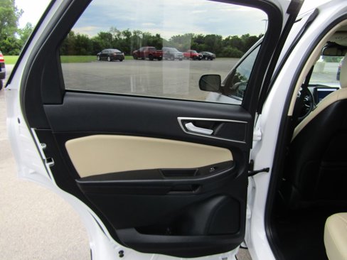 Used 2022 Ford Edge SEL w/ Convenience Package image 35