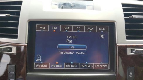 Used 2013 Cadillac Escalade ESV Luxury image 25