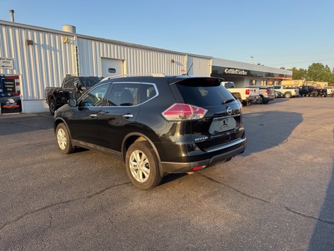 Used 2016 Nissan Rogue SV w/ SV Premium Package image 8