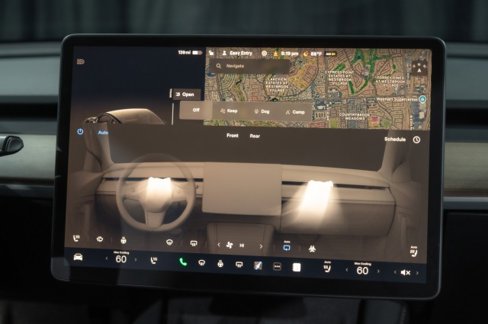 Used 2023 Tesla Model Y Performance image 18
