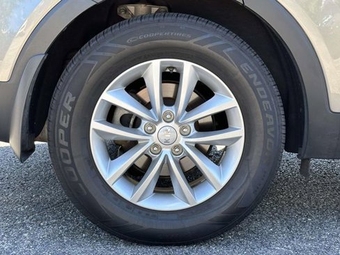 Used 2018 Kia Sorento LX image 6