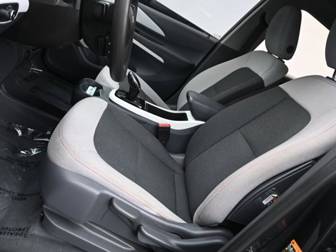 Used 2020 Chevrolet Bolt LT image 10