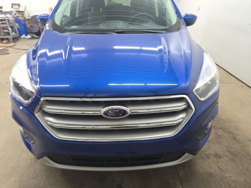 Used 2017 Ford Escape SE image 18