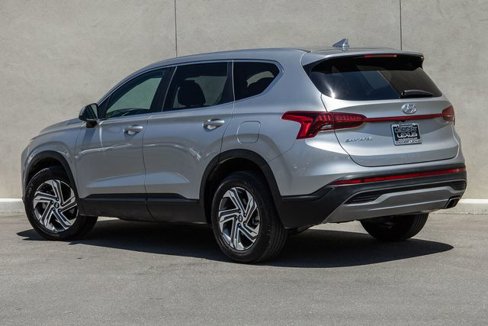 Used 2023 Hyundai Santa Fe SE image 3
