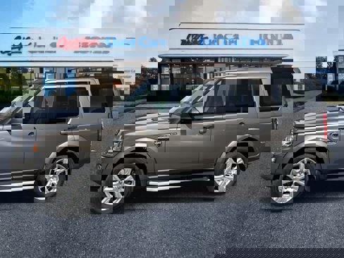 Used 2015 Land Rover LR4 HSE image 2