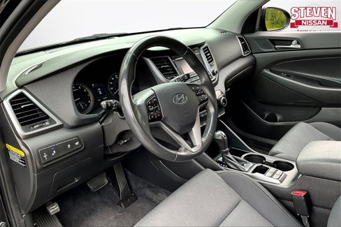 Used 2017 Hyundai Tucson Sport image 16