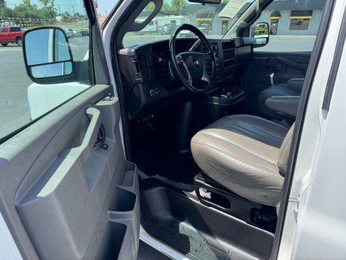Used 2019 Chevrolet Express 2500 w/ Driver Convenience Package image 13