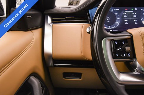 Used 2023 Land Rover Range Rover Long Wheelbase SE image 37
