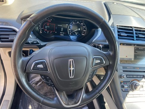 Used 2017 Lincoln MKZ Select w/ Select Plus Package image 11