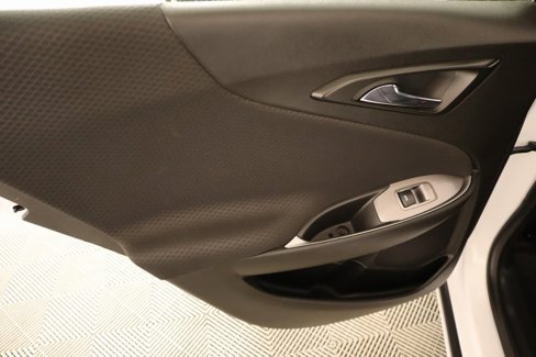 Used 2023 Chevrolet Malibu LT image 16