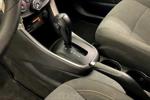 Used 2022 Chevrolet Trax LS w/ Tint and Cruise Package image 19
