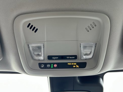 Used 2023 Chevrolet Malibu LT image 16