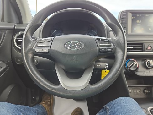Used 2019 Hyundai Kona SE image 16