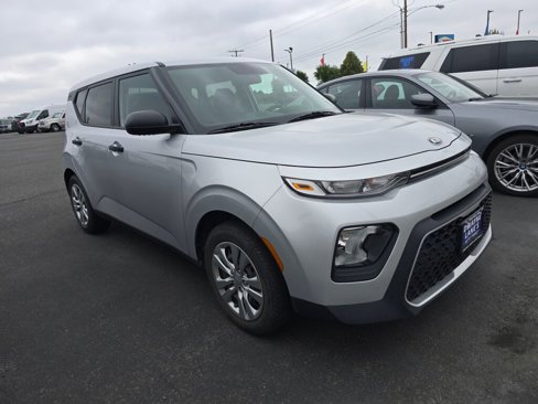 Used 2020 Kia Soul LX image 3