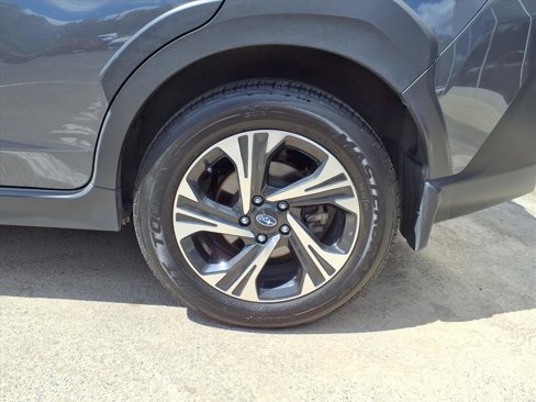 Used 2024 Subaru Crosstrek 2.0i Premium image 5