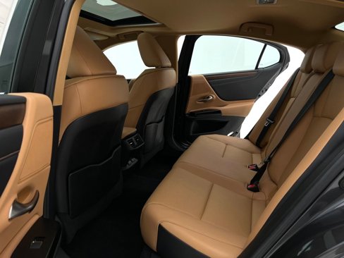Used 2022 Lexus ES 350 w/ Premium Package image 16