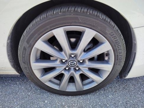 Used 2022 MAZDA MAZDA3 s image 10
