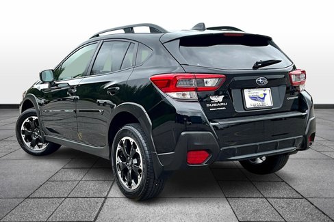 Used 2022 Subaru Crosstrek 2.0i Premium w/ Moonroof Package image 2