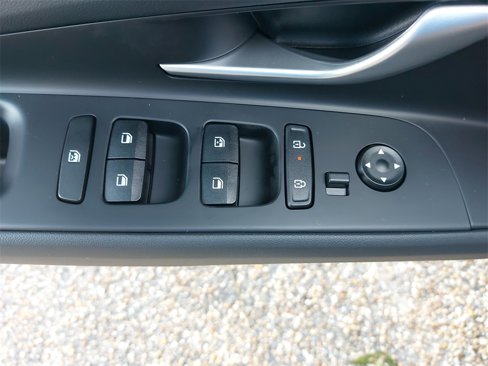 New 2025 Hyundai Elantra Blue image 26