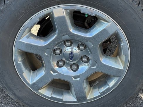 Used 2014 Ford F150 Lariat w/ Equipment Group 502A Luxury image 12