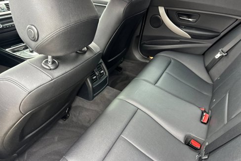 Used 2015 BMW 320i Sedan image 26