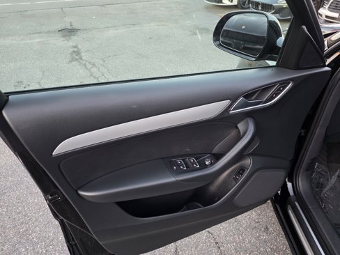 Used 2018 Audi Q3 2.0T Premium image 37