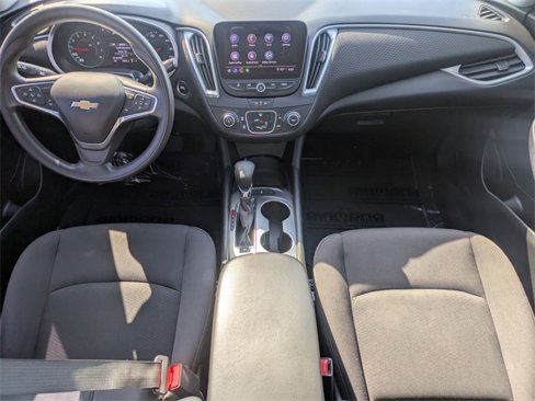Used 2023 Chevrolet Malibu LS image 17