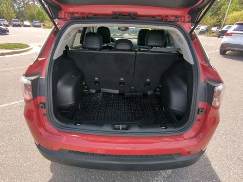 Used 2018 Jeep Compass Latitude w/ Popular Equipment Group image 35
