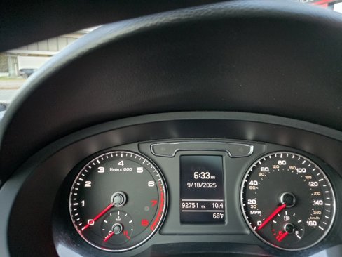 Used 2018 Audi Q3 2.0T Premium image 70