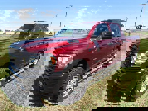 Used 2022 RAM 2500 Tradesman image 1