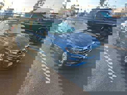 Used 2019 Volkswagen Jetta S w/ Driver Assistance Package image 7