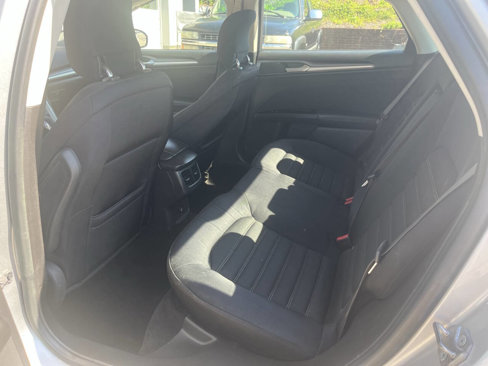 Used 2014 Ford Fusion SE image 10