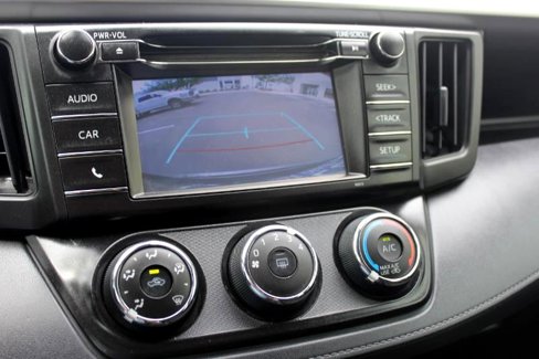 Used 2017 Toyota RAV4 LE image 28