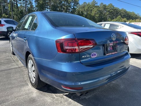 Used 2016 Volkswagen Jetta S image 4