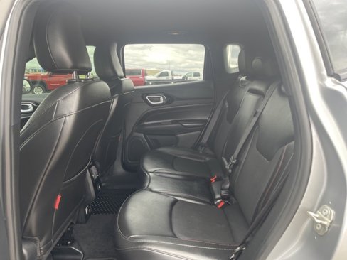 Used 2023 Jeep Compass Trailhawk image 18