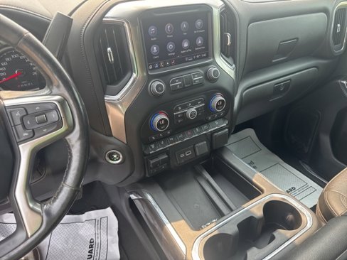 Used 2022 Chevrolet Silverado 2500 LTZ w/ LTZ Plus Package image 20