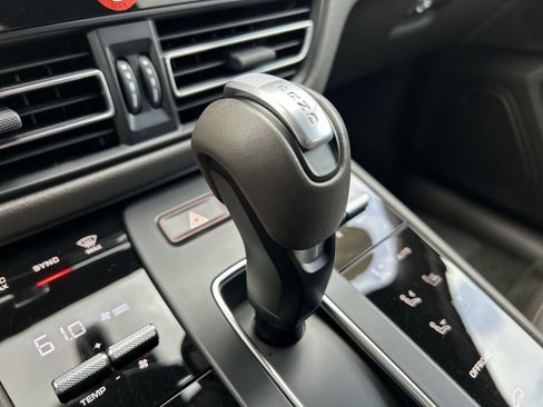 New 2025 Porsche Macan image 24