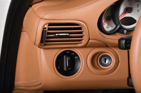 Used 2013 Porsche 911 Turbo S image 27