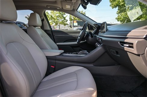 Certified 2022 Hyundai Sonata Limited w/ Preferred Accessory Package image 17