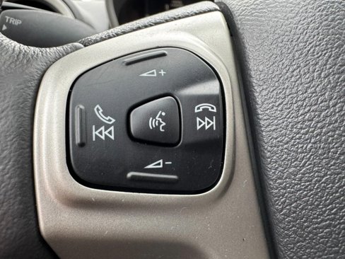 Used 2013 Ford Fiesta SE image 16