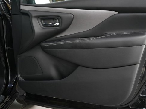 Used 2019 Nissan Murano SV image 9
